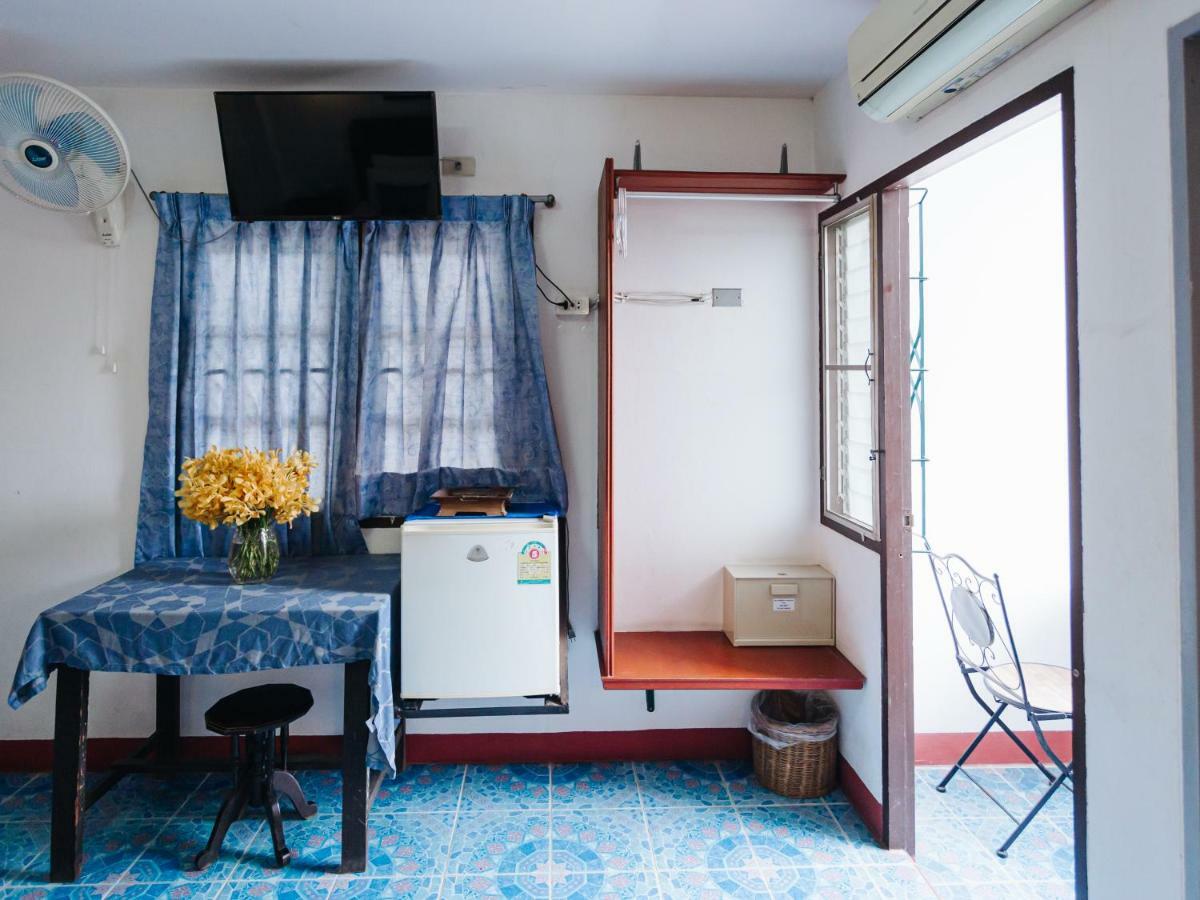 Rendezvous Oldtown Chiangmai Hotell Chiang Mai Exteriör bild