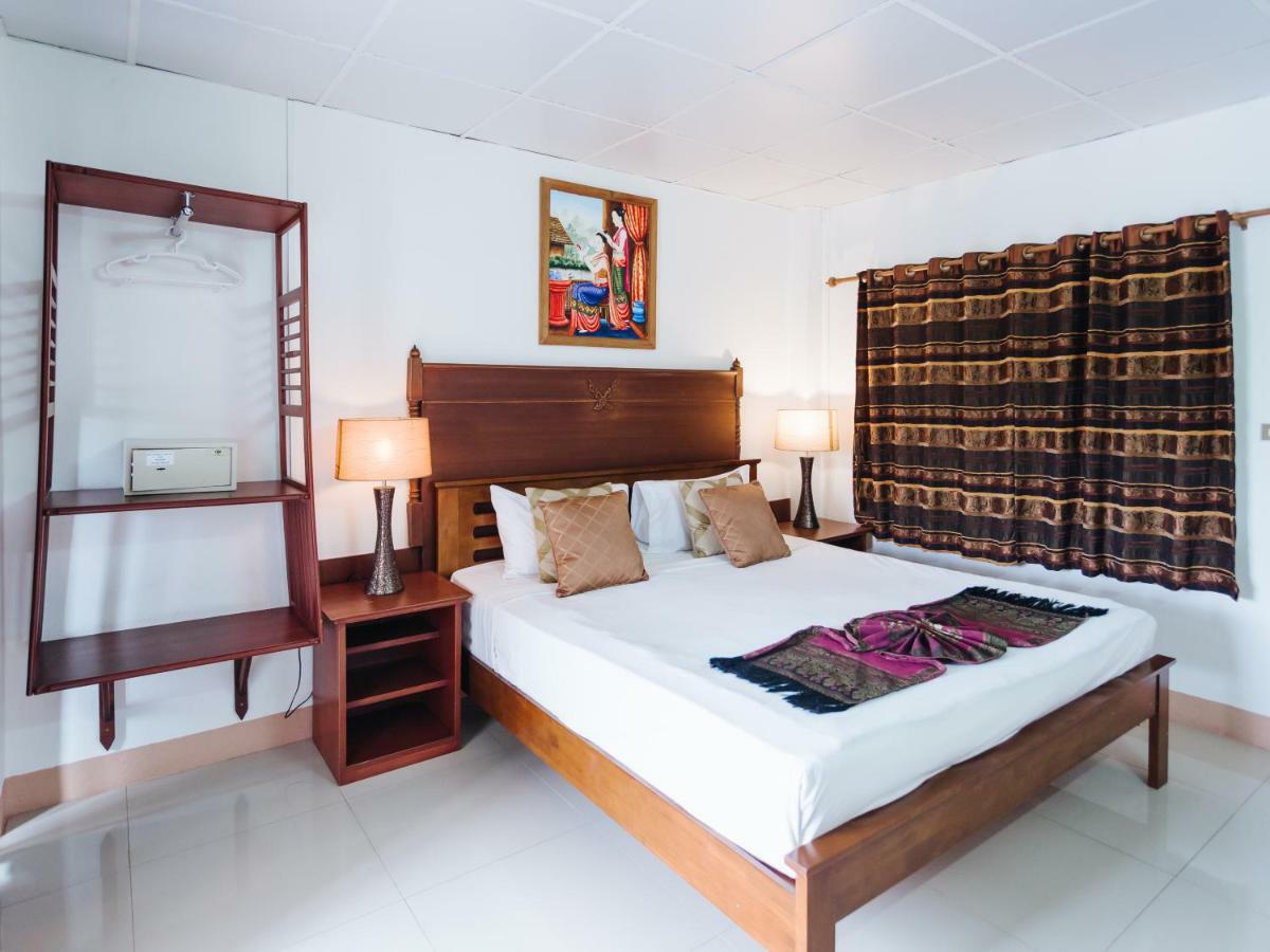 Rendezvous Oldtown Chiangmai Hotell Chiang Mai Exteriör bild