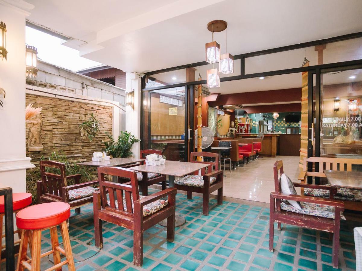 Rendezvous Oldtown Chiangmai Hotell Chiang Mai Exteriör bild